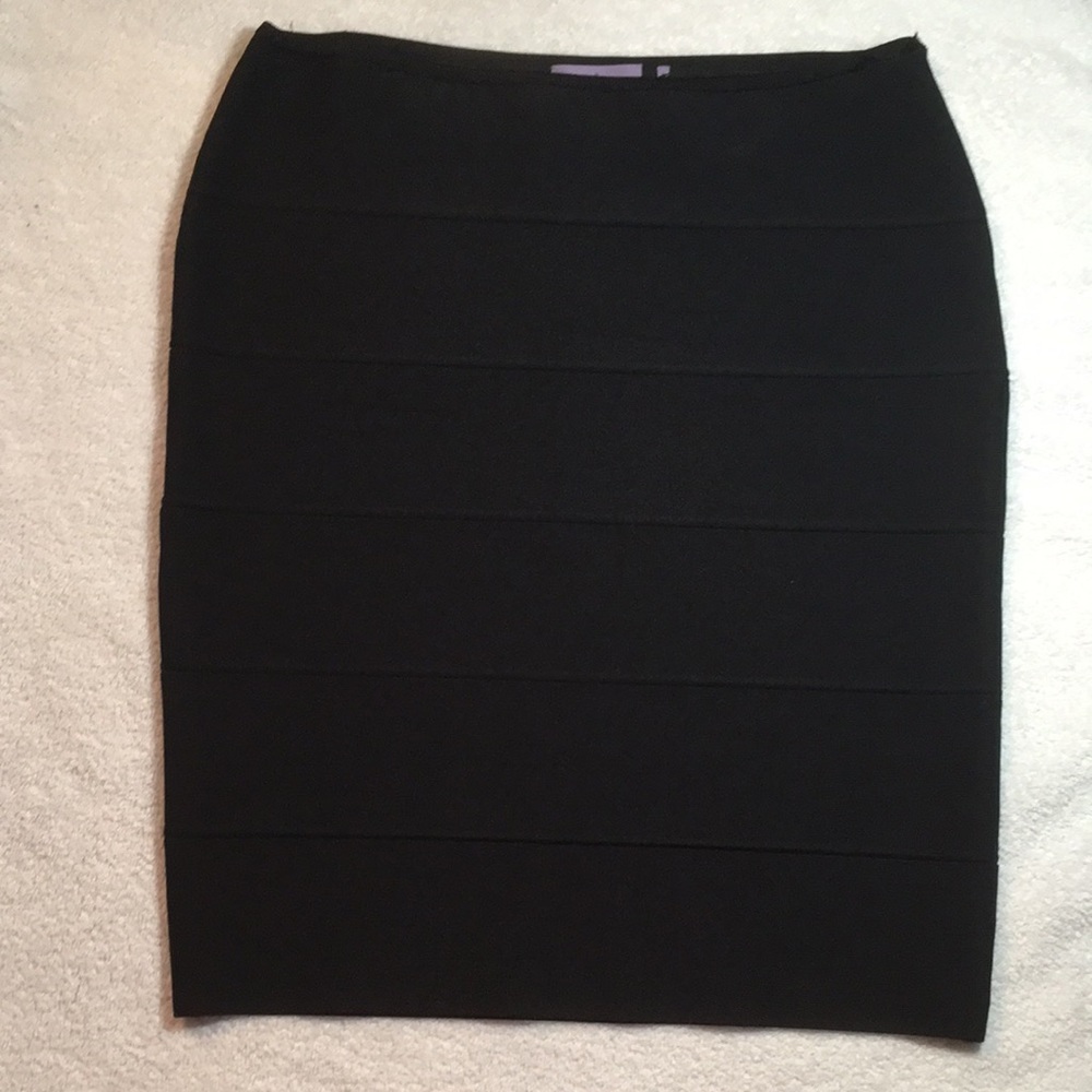 Herve Leger black bandage bodycon skirt - Picture 4 of 11